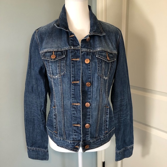 American Eagle Outfitters Jackets & Blazers - American Eagle Outfitters Denim Jacket. Women’s Size Large.